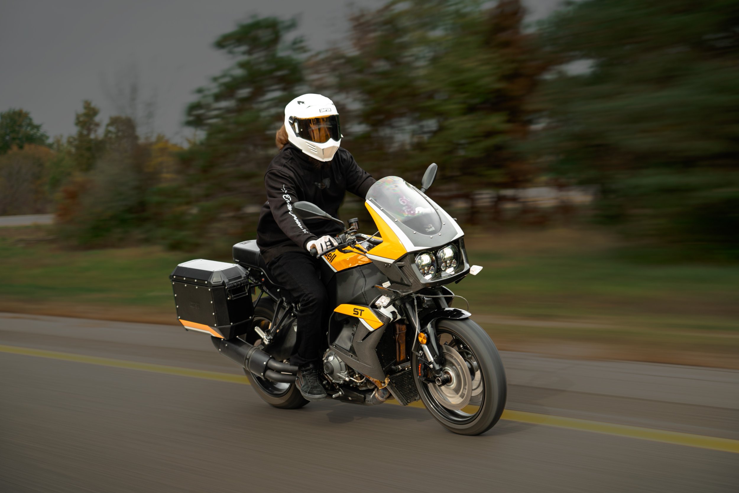 SUPERTOURING ORDER NOW — Buell Motorcycle Co.